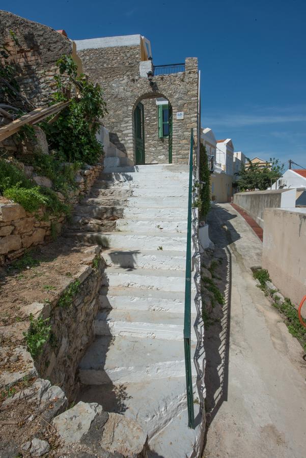 Kyklameno Apartment Symi Bagian luar foto