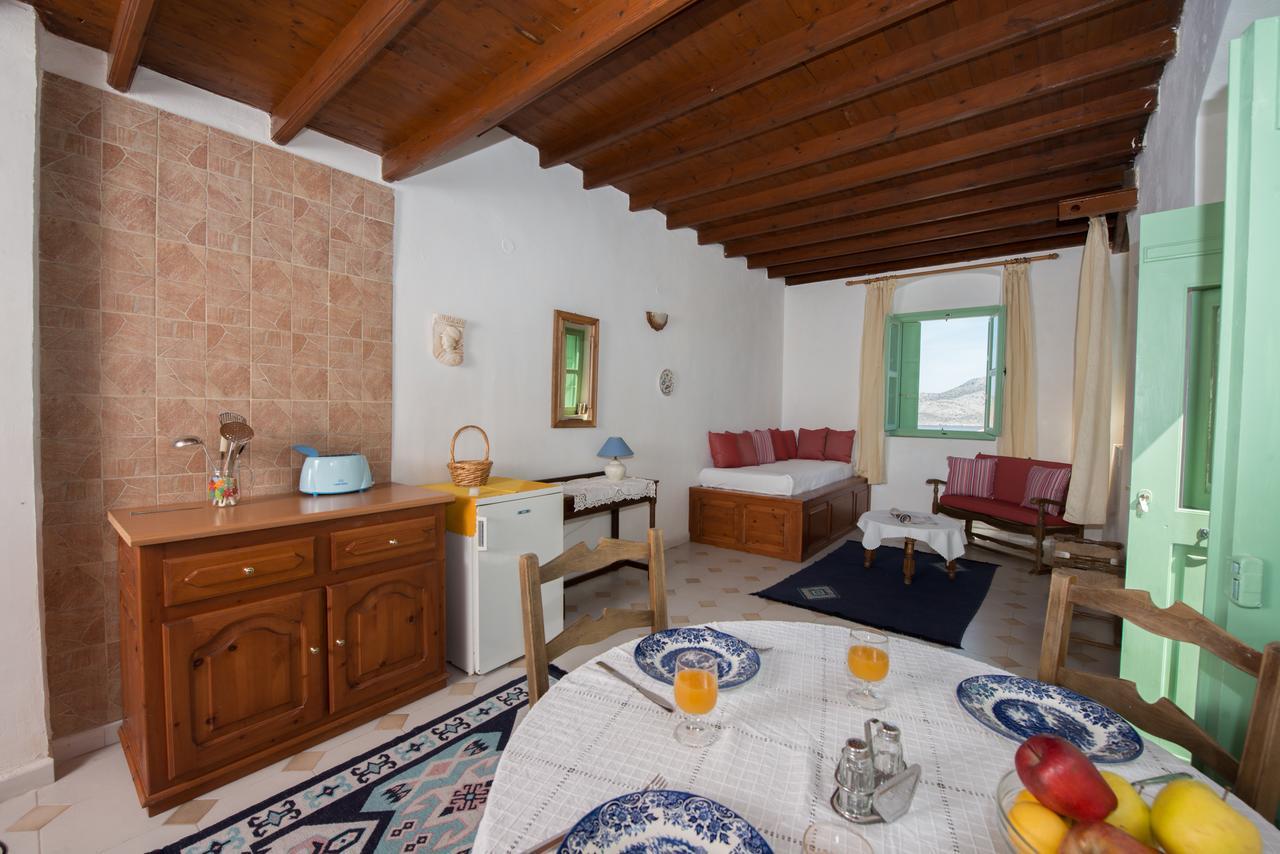 Kyklameno Apartment Symi Bagian luar foto